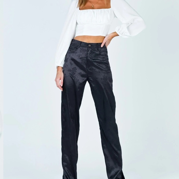 Princess Polly Elegant White Puff Sleeve Crop Top, Size 12 - Picture 6 of 10